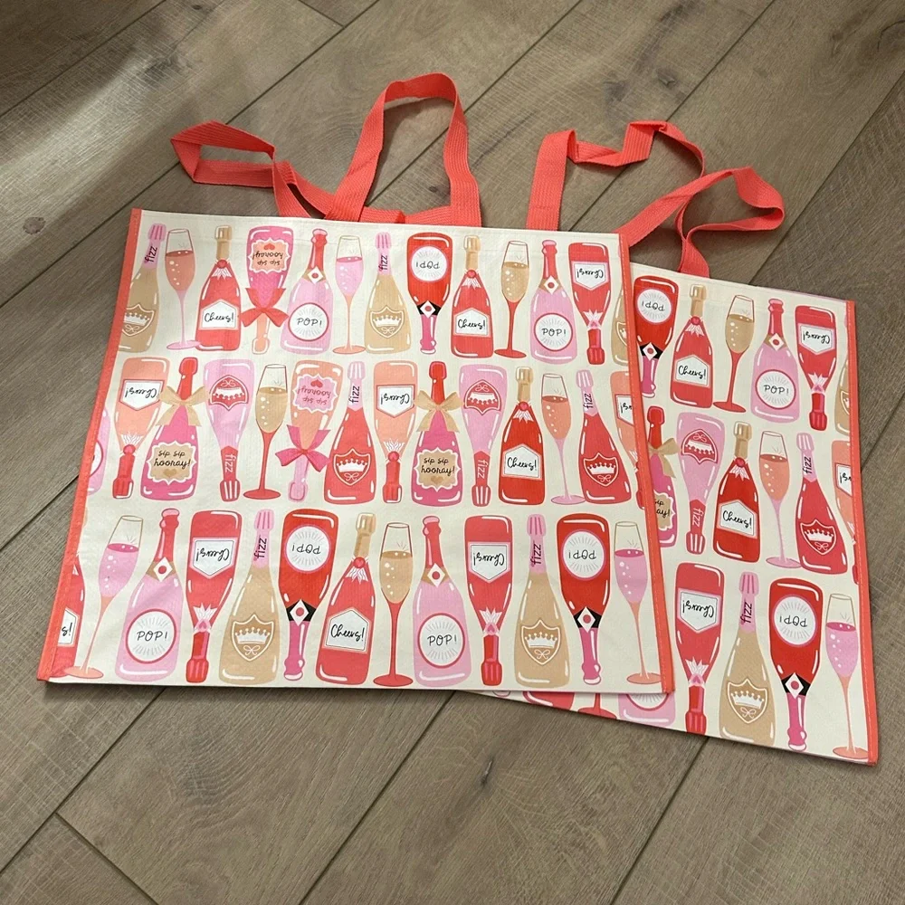 Homegoods TJMaxx Marshalls Valentines Day Champagne Pink Red Bags Set of 2 NWOT